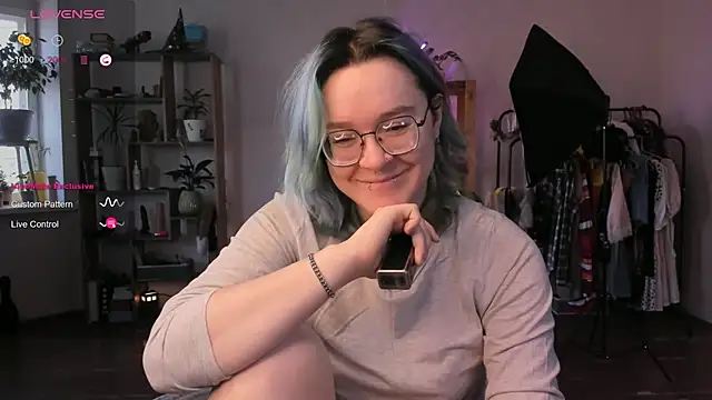 alisahug online show from September 20, 2025, 6:29 am