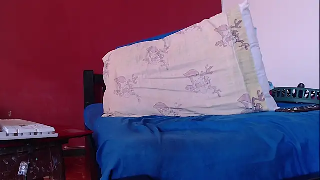 Freyja eter online show from December 8, 2024, 6:06 pm