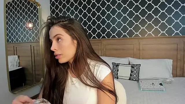 Amber Rush  online show from September 23, 2025, 11:45 pm