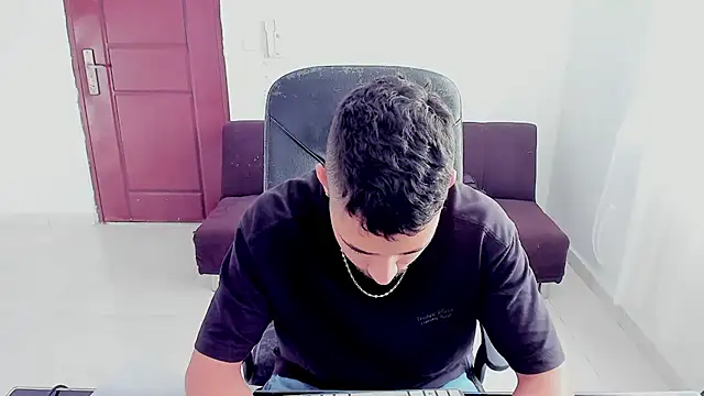 Snapshot of Chandler_ken chatting on February 14, 2026, 10:21 pm Chandler ken online show from February 14, 2026, 10:21 pm