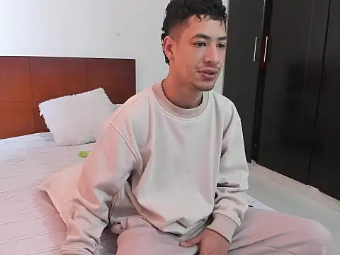 Chandler ken online show from October 20, 2025, 12:27 pm