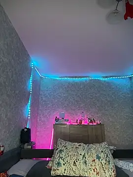 Evaaa Babiesss online show from January 8, 2026, 6:14 pm