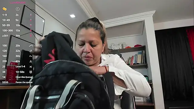 Snapshot of LiaTaylorr chatting on March 3, 2026, 12:34 pm LiaTaylorr online show from March 3, 2026, 12:34 pm