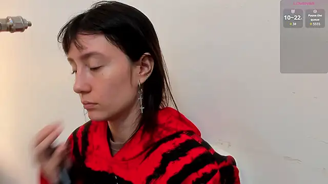 lizzy davis 1 online show from September 25, 2025, 3:56 am