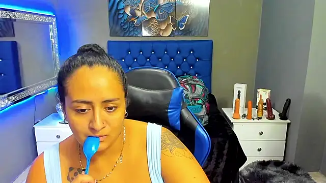 NikolPervertUnlimit online show from December 2, 2025, 2:01 am