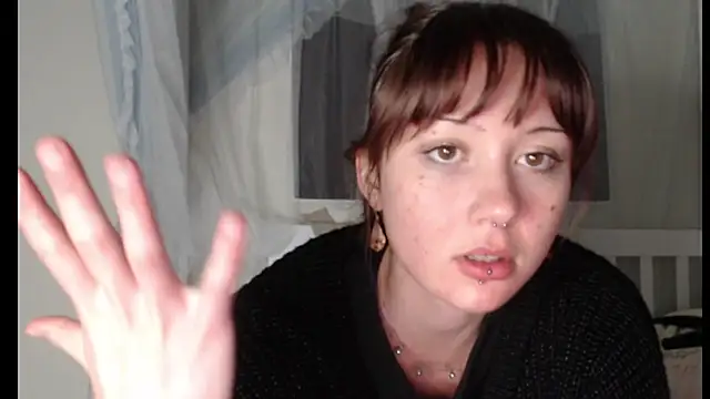 fern4ever online show from March 9, 2025, 6:39 am