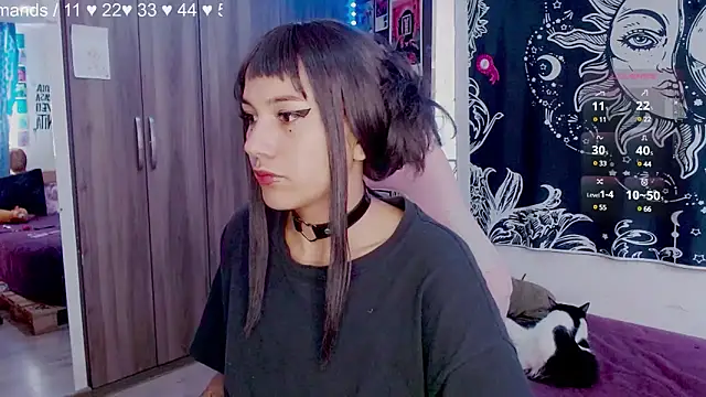 melissahowl online show from March 21, 2025, 3:24 pm