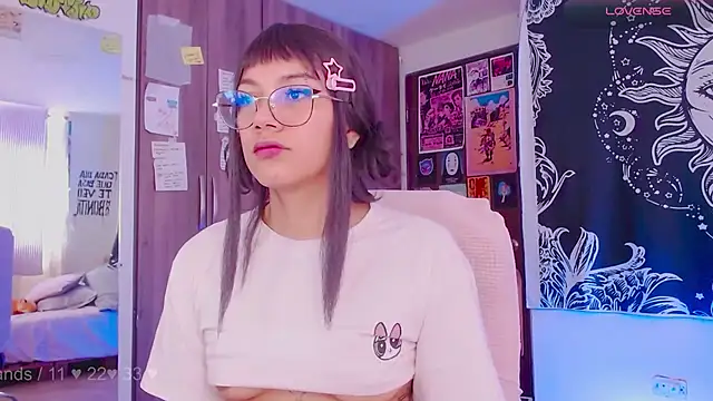 melissahowl online show from September 26, 2025, 4:47 pm