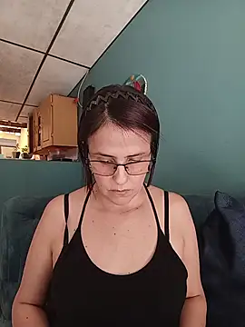 Snapshot of IsisBlake chatting on August 2, 2026, 7:55 pm IsisBlake online show from August 2, 2026, 7:55 pm