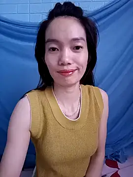 Snapshot of LILIAN999 chatting on February 10, 2025, 5:03 am LILIAN999 online show from February 10, 2025, 5:03 am