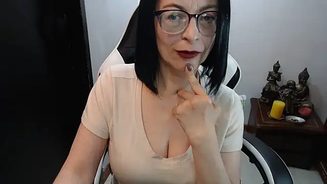 Snapshot of AnasstaciaEvans chatting on March 10, 2026, 3:43 am AnasstaciaEvans online show from March 10, 2026, 3:43 am