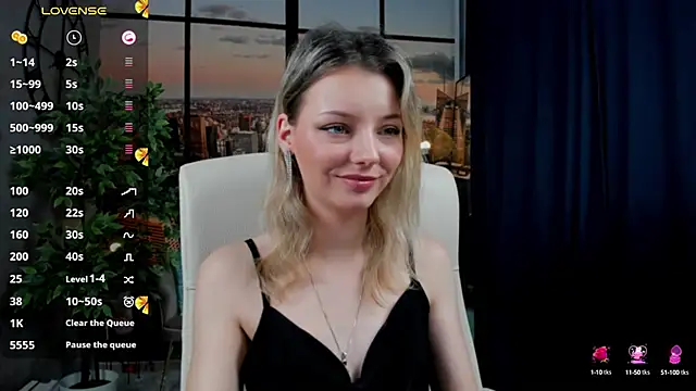 pretty little thing online show from January 26, 2025, 5:45 am