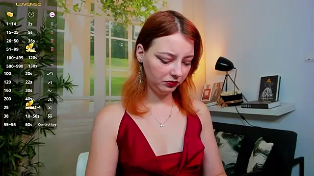 pretty little thing online show from October 13, 2025, 2:51 pm