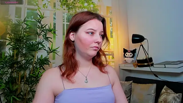 pretty little thing online show from February 2, 2026, 5:34 pm