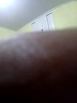 Snapshot of morenogts69 chatting on November 15, 2025, 6:17 am morenogts69 online show from November 15, 2025, 6:17 am