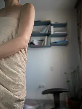 Crazy-Rosa online show from February 18, 2025, 3:21 am