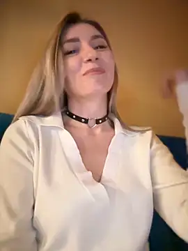 Crazy-Rosa online show from January 28, 2025, 2:53 pm