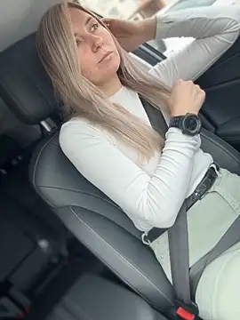 Snapshot of Crazy-Rosa chatting on March 5, 2026, 7:16 am Crazy-Rosa online show from March 5, 2026, 7:16 am