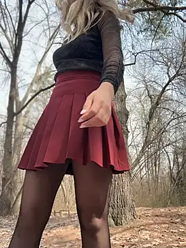 Snapshot of Crazy-Rosa chatting on March 31, 2026, 7:10 am Crazy-Rosa online show from March 31, 2026, 7:10 am