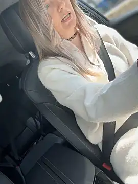 Snapshot of Crazy-Rosa chatting on March 17, 2026, 7:11 am Crazy-Rosa online show from March 17, 2026, 7:11 am