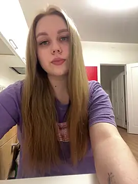 Snapshot of Marylallka5 chatting on April 14, 2026, 6:13 pm Marylallka5 online show from April 14, 2026, 6:13 pm