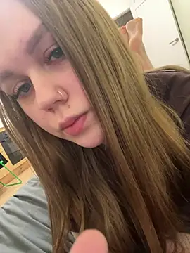 Marylallka5 online show from February 28, 2026, 4:56 am