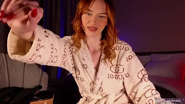 GeraTender1 online show from February 14, 2025, 7:33 pm