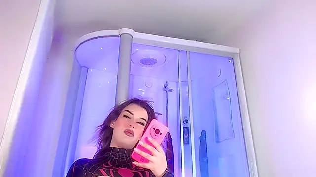 sexy-luna-star-ts online show from October 8, 2025, 8:31 pm