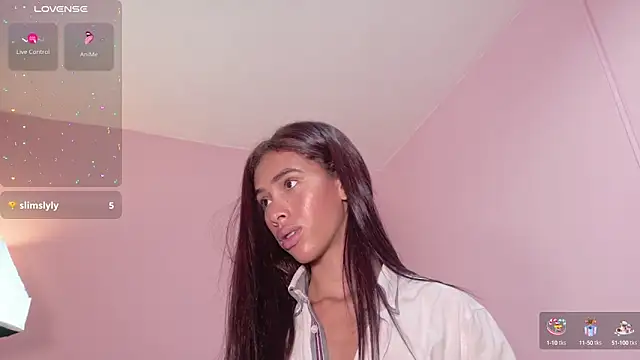 Iamkarlaa doll online show from February 22, 2025, 6:30 pm