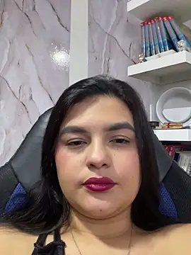 alayasmile online show from October 2, 2025, 4:38 am