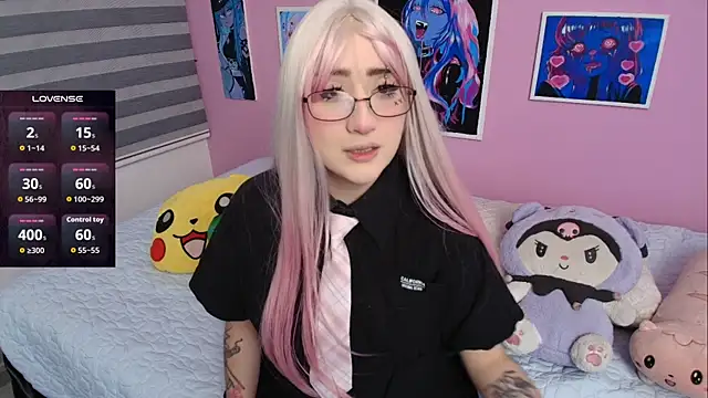 Miwa violet online show from October 22, 2025, 12:54 am