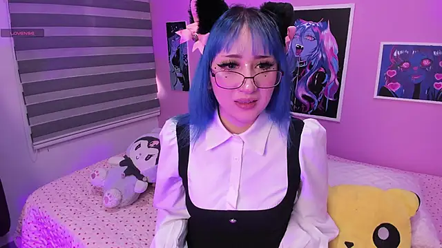 Miwa violet online show from March 14, 2025, 7:55 pm