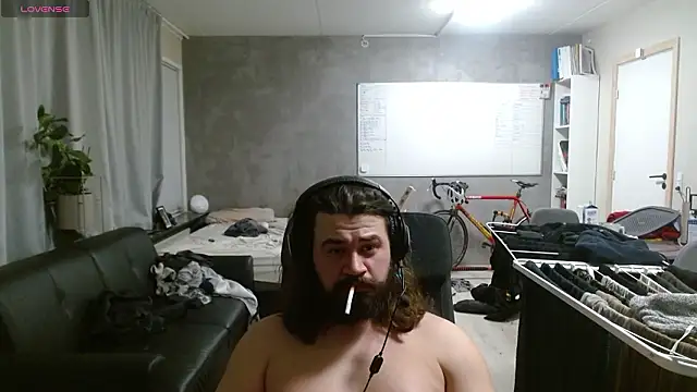 DanishStarF online show from February 5, 2026, 9:21 pm