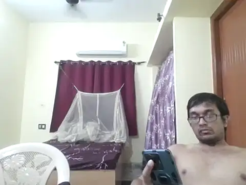 THE NAKED BOY online show from November 13, 2025, 4:00 pm