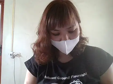 Snapshot of Angela-Eira chatting on May 12, 2026, 6:43 am Angela-Eira online show from May 12, 2026, 6:43 am