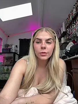 Snapshot of delicioussdixie chatting on January 10, 2026, 10:16 pm delicioussdixie online show from January 10, 2026, 10:16 pm