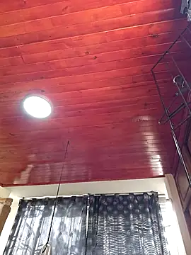 Snapshot of weedmanhot28 chatting on February 9, 2026, 2:37 pm weedmanhot28 online show from February 9, 2026, 2:37 pm