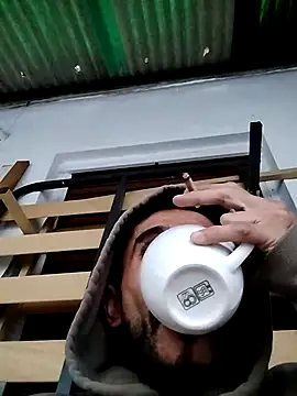 Snapshot of weedmanhot28 chatting on March 30, 2026, 6:20 pm weedmanhot28 online show from March 30, 2026, 6:20 pm