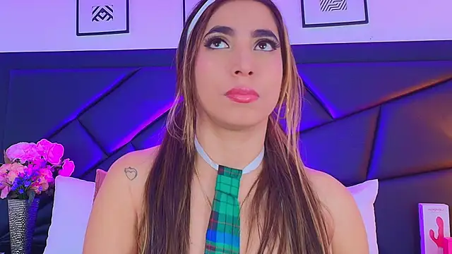 SophieCarther online show from October 8, 2025, 12:28 pm