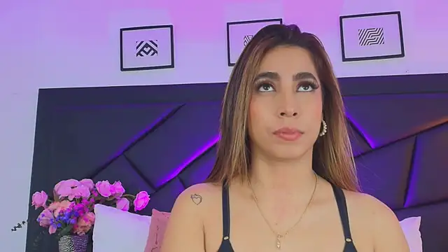 SophieCarther online show from October 13, 2025, 11:34 am