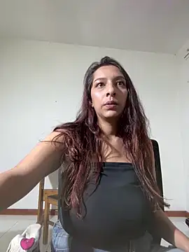 Snapshot of Dahian_XXX chatting on February 9, 2026, 11:14 pm Dahian XXX online show from February 9, 2026, 11:14 pm