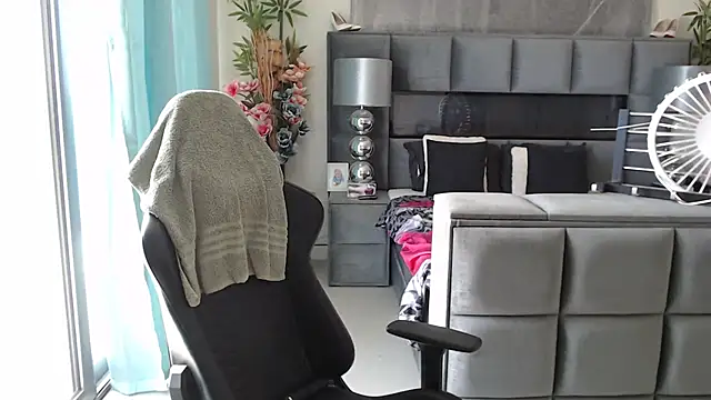 Wendysexyx online show from July 28, 2026, 1:21 pm