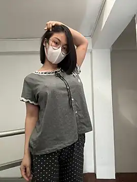 Baby Claraa online show from March 7, 2025, 8:45 am