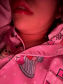 Snapshot of Samsam_567 chatting on January 8, 2026, 6:41 am Samsam 567 online show from January 8, 2026, 6:41 am