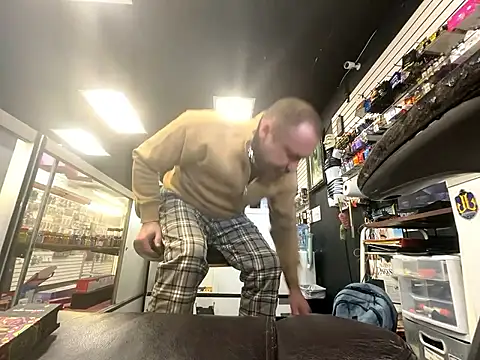 Snapshot of RawRyder8 chatting on December 6, 2024, 10:24 pm RawRyder8 online show from December 6, 2024, 10:24 pm