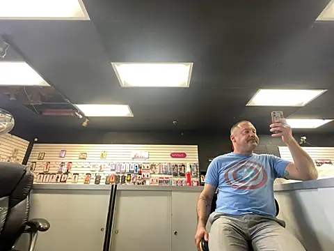 Snapshot of RawRyder8 chatting on February 14, 2025, 8:05 pm RawRyder8 online show from February 14, 2025, 8:05 pm