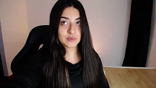 moritalatina online show from June 13, 2026, 6:39 pm