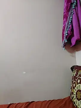 Snapshot of LoNa-daloua chatting on June 1, 2026, 11:04 pm LoNa-daloua online show from June 1, 2026, 11:04 pm