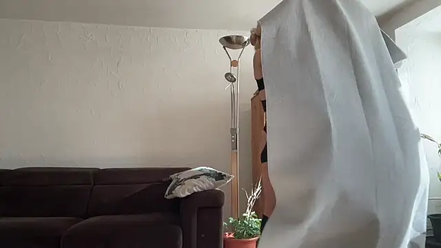 missdaisydiamond777 online show from February 2, 2026, 10:03 am