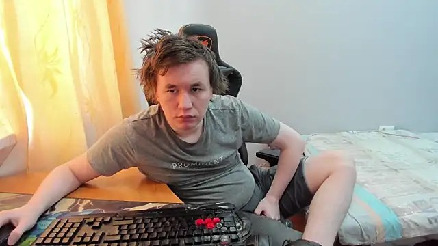 Snapshot of iliaskrislove chatting on March 3, 2026, 10:44 am iliaskrislove online show from March 3, 2026, 10:44 am